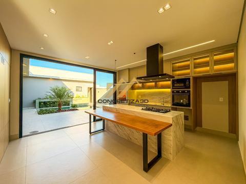 Casa à venda em Indaiatuba, Jardim Residencial Dona Maria Candida, com 3 suítes, com 195.76 m²
